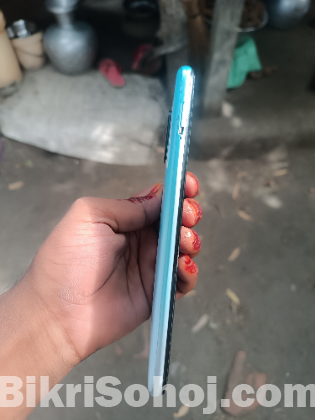 Realme c17